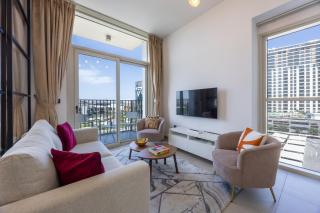 Modern Collection 2BR with Dubai Hills Mall View - 7