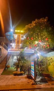 Ruby Hotel - 0