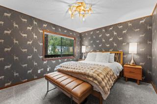 Chalet Rivière Sleeps 12, Dog-Friendly, Hot Tub - 8