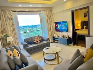Luxury Executive Suite with Direct Centaurus View - Elysium Tower Islamabad - 2