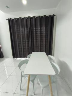 Wazni Homestay 3 airconds - 3