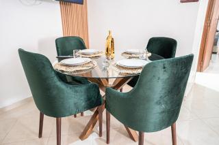 Elegant Apartment Marrakech Near Gueliz Mebrouka Quarter Balcony 2BR Modern - Nzeha - 8