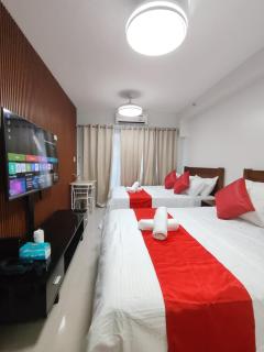 EV Grand Luxury Family suite staycation Moa - 4