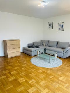 Ferienwohnung Adelsried 1 - 5