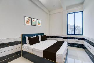 Hotel O by OYO Royal palace FAGI mod bus stand chaksu tonk road - 9