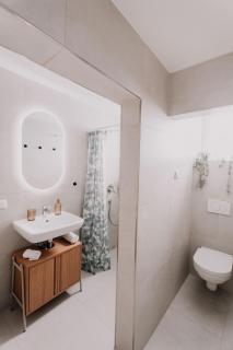 Deluxe Apartment Mainz I 2 BR I 7P I Zentral I Küche I WiFi I Nähe Zollhafen I helloYOU apartments x BRIGHT Collection - 5