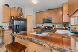 Cozy Cabin w/ Hot Tub Near Buckhorn & Castle Rock - 8