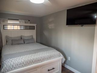 Bone's Backwater Retreat - 8