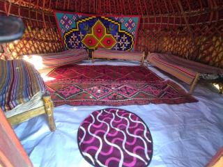 Son-Kul lake yurt camp Mirbek - 8