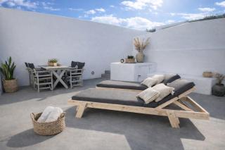 Aether Canava - Heated Pool in the heart of Fira - 5