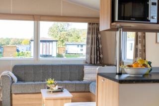 Modern Chalet Inn een Groene Oase van Rust! - 6