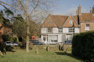 Charming Grade II-listed Cottage - 7