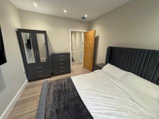 Brand New Luxury Centrally Located 2BR Apartment - 3