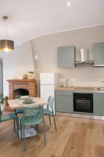 Il vicolo del castello - 0