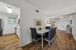 DogFriendly Duplex - 2