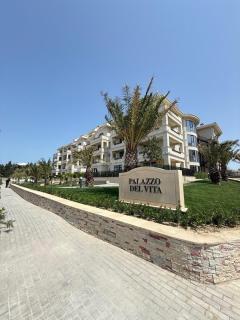 Beach Club Cozy Apartment - Sea Breeze - 0