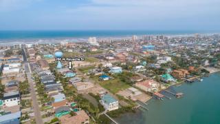 Upscale & Spacious Home - Renovated - Pool - 0