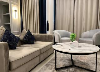 Penta Square Platinum Executive Apartments - DHA Phase 5 Lahore - 1