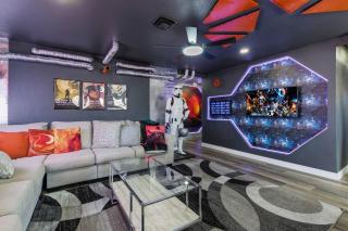 The Ultimate Star Wars Getaway + Mini Golf - 0