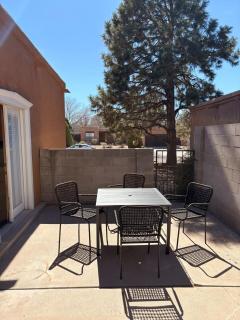 Desert Charm Retreat with Pool Table in NE Heights - 4