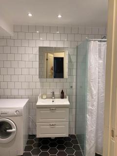 Stor stuga på naturskönt läge på Äspet i Åhus, 4 sovrum - 8