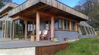 Unusual house sleeps 12 - 1