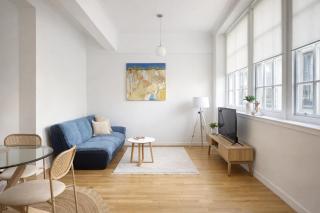 Luxury Historic City-Centre Flat & Free Parking - 0