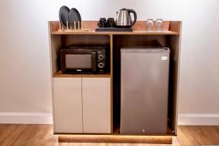 استوديو راقي - شاشة 65 بوصة - تنظيف يومي - دخول ذاتي - 5