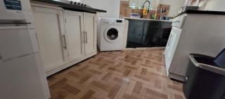 2 spacious double rooms available in a 3 bed fully furnished secure and modern apartment in the CBD - 4