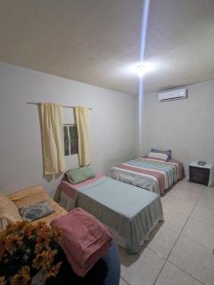 Quarto privado com Banheiro Lauany Pousada - 5