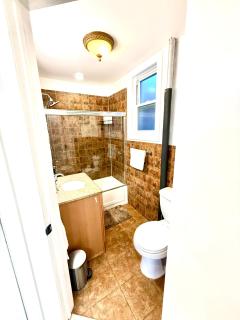 Modern 2 Bedroom Apartment 20 Min to Times Square Sleeps 6 - 5