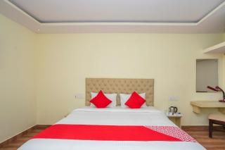 Hotel O N R Deluxe - 4