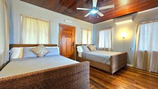 Rusty Blue 3br Modern House by Airport up to Slps 14 - 9