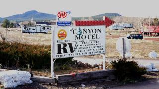 Historic Rail Caboose on Route 66 - 8