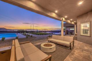 CIELO - Modern Vegas Pool Oasis, Spa, Pickleball - 3