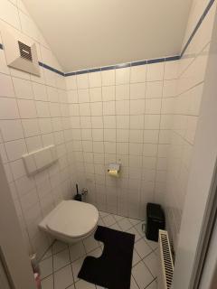 Spacious 80 m2 Apartment I 3 Rooms I Up to 8 Guests I Near Train Station - 3