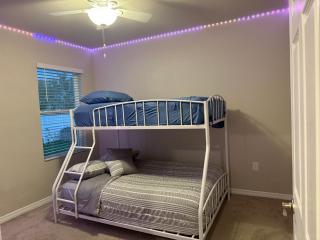 Great location and amenities - 1