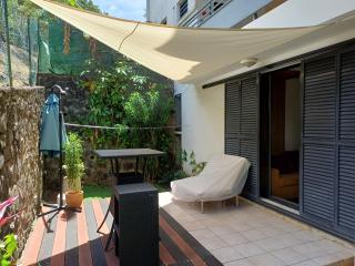 Studio Urbain avec jardin à quelques minutes du centre ville de Saint-Denis avec Terrasse et Parking Privé idéal pour 2 à 4 personnes - 6