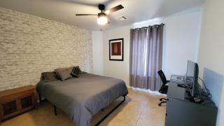 Modern Room in Remodeled Home - Walk to Park - Near Hospitals - 7