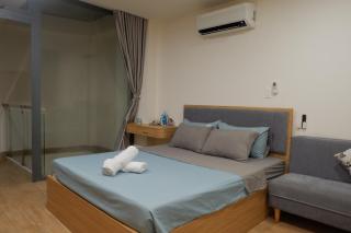 Heart of District 1 Stay - 2