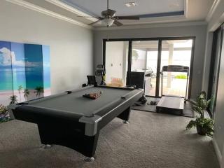 Grand 2-Story Cape Coral Riverfront Villa - Riverhouse Princess - 2