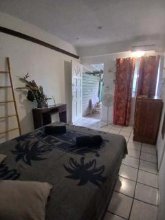 Demosthenes Lodges - 6