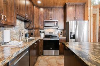 105 - Two Bedroom with Spa Comstock Lodge condo - 5