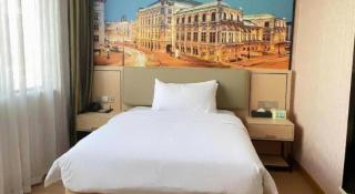 Vienna Hotel Ganzhou Economic Development Zone 1st Hospital West High-Speed Railway Station - 8