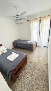 Casa con piscina y gran quincho para 7 personas - 1