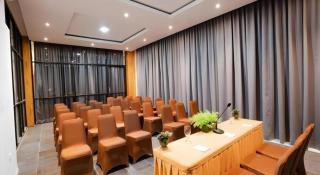 The Crew Hotel Kualanamu International Airport - 1