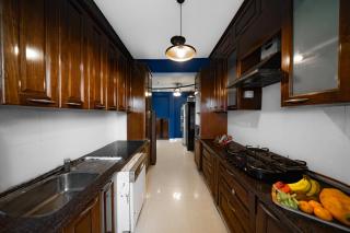 The Penthouse by The StayCationer with Party Room and Theatre - 9