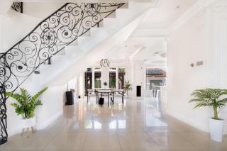 Casa de Palmas spacious oasis with heated pool - 6