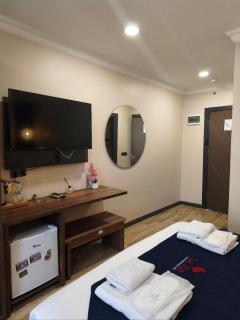 La Vie Suite Hotel - 9