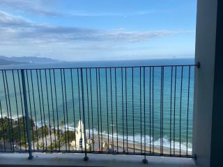 Panorama Nha Trang Apartment Luxury - Man Ocean - 9